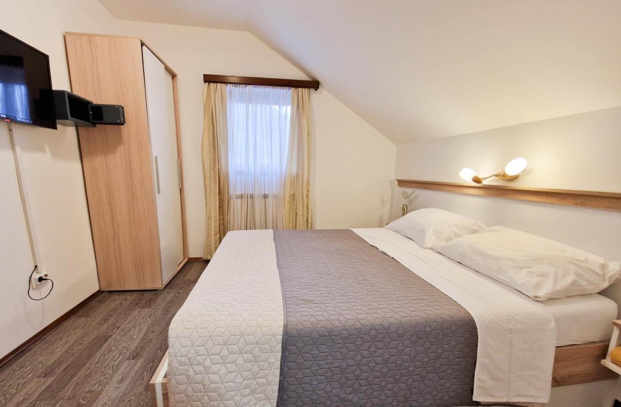 Rooms Ruza Smoljanac Extérieur photo